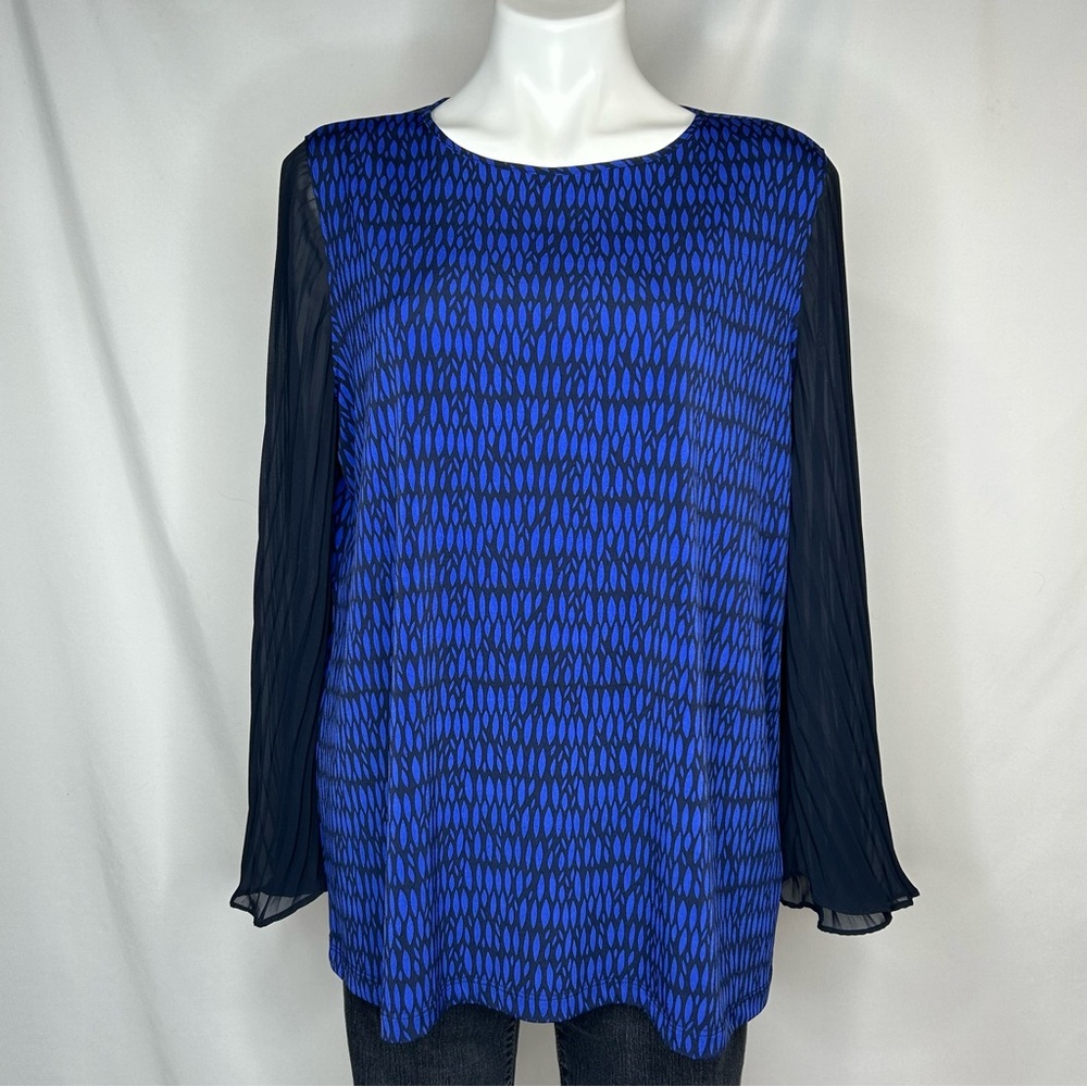 Susan Graver Geometric Sheer Pleated Bell Sleeve Top, Large